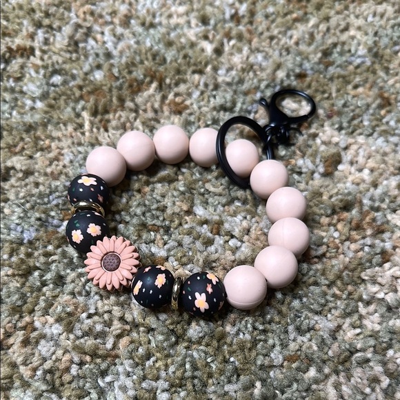 Sunflower Tan, Brown, Black Keychain Bracelet Wristlet Silicone Beaded Black - Picture 2 of 4